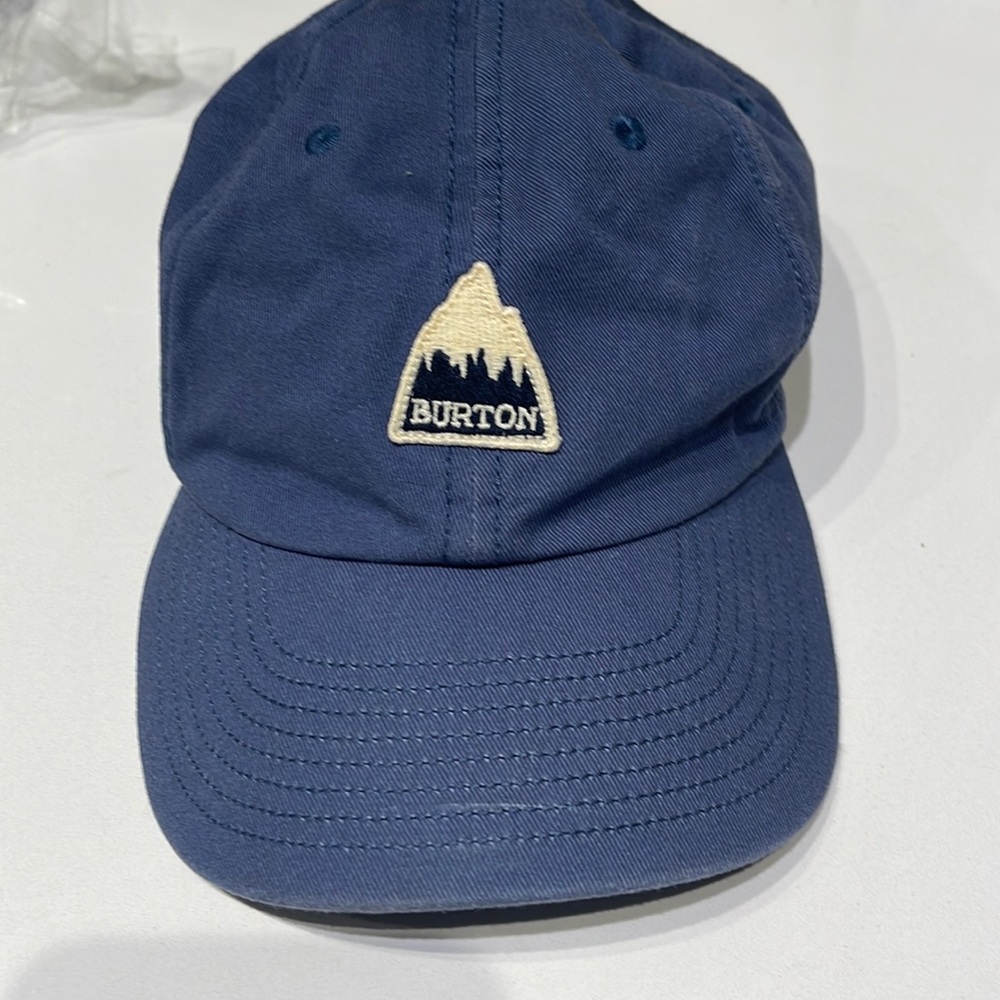 Burton low profile hat